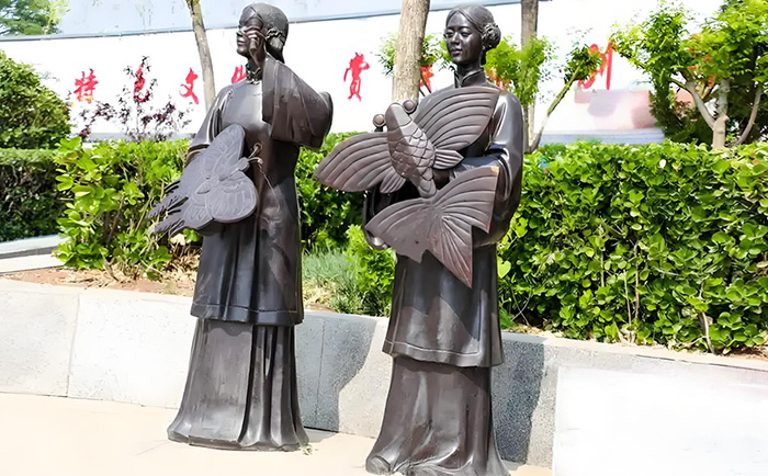 以銅為墨，鐫刻時代精神 —— 優藝雕塑專注銅雕三十年