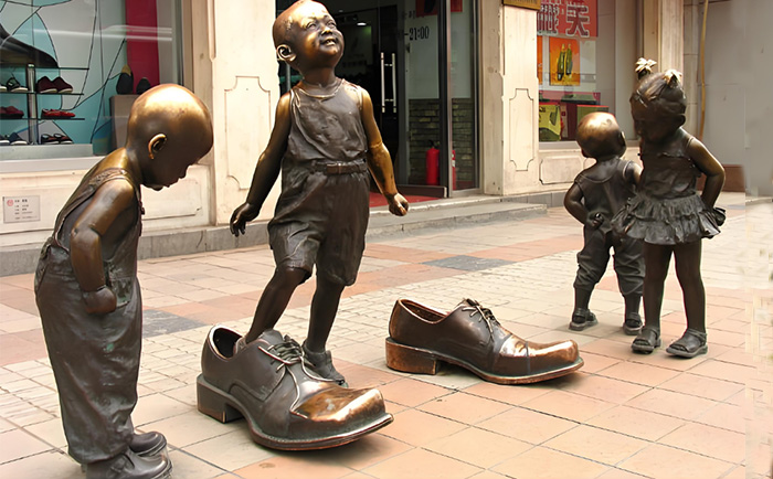 鑄銅小品雕塑市井煙火，讓步行街“活”起來